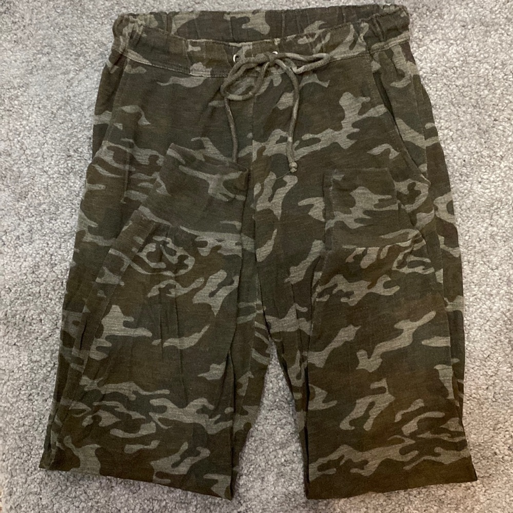 camo joggers